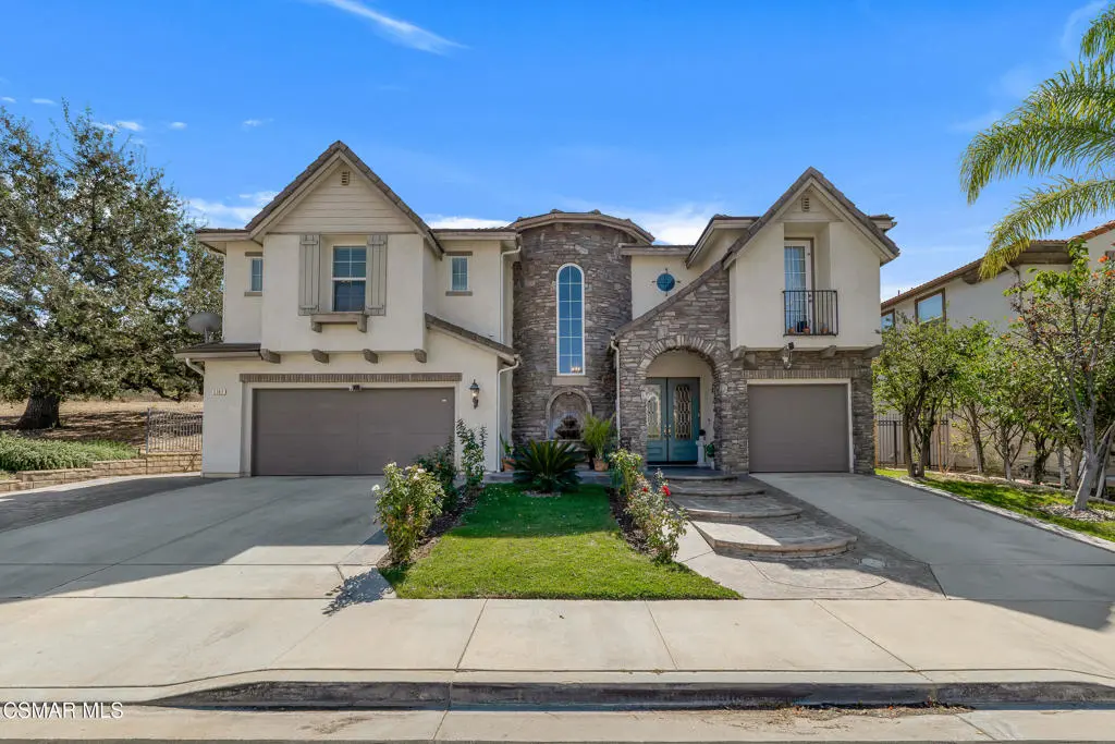 5588 California Oak Street, Simi Valley, CA — listing photo 1