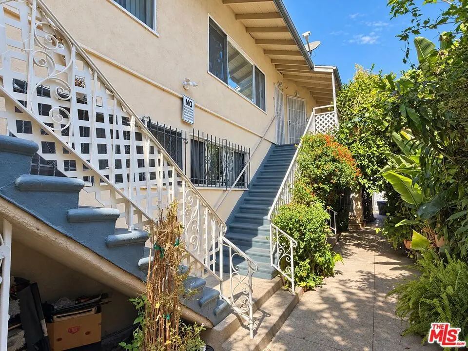 6137 Eleanor Avenue, Los Angeles, CA — listing photo 1