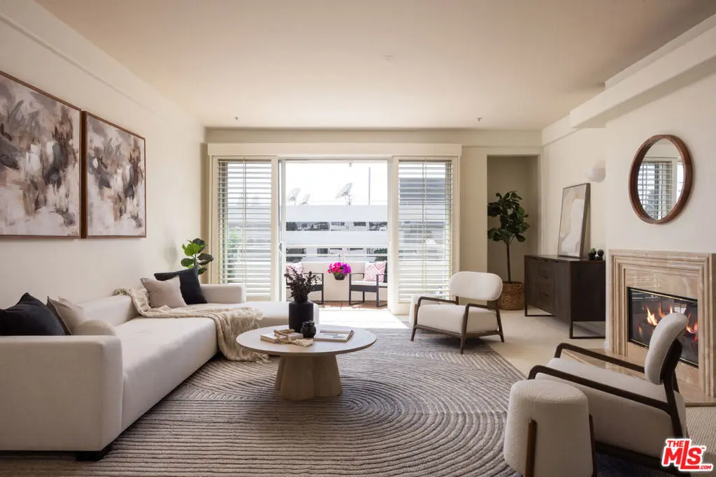 Condominium for sale at 1430 S Bentley Avenue 402, Los Angeles, CA featuring 2 beds and 2 baths