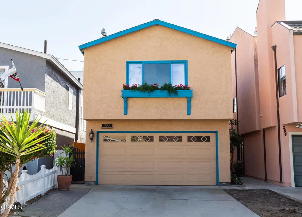 Single Family Residence for sale at 286 Melrose Drive, Oxnard, CA featuring 2 beds and 2 baths