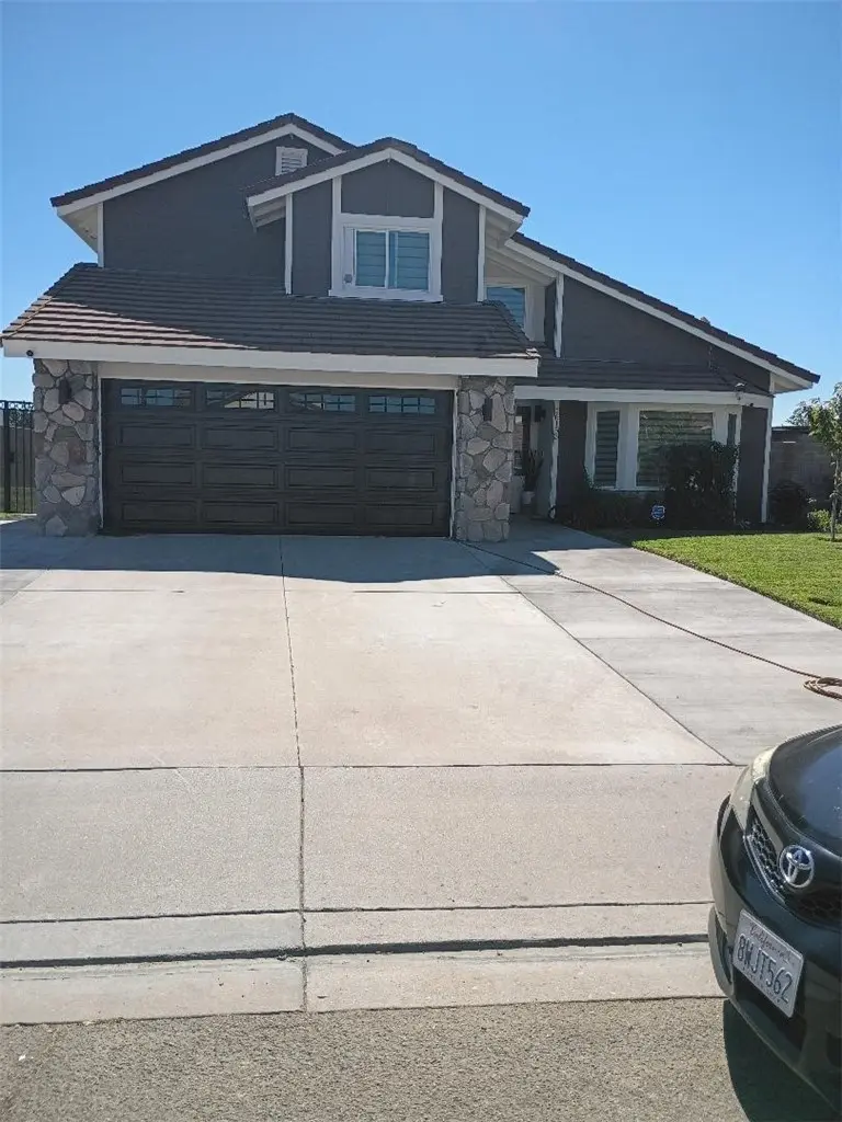 16153 Harvey Drive, Fontana, CA — listing photo 1