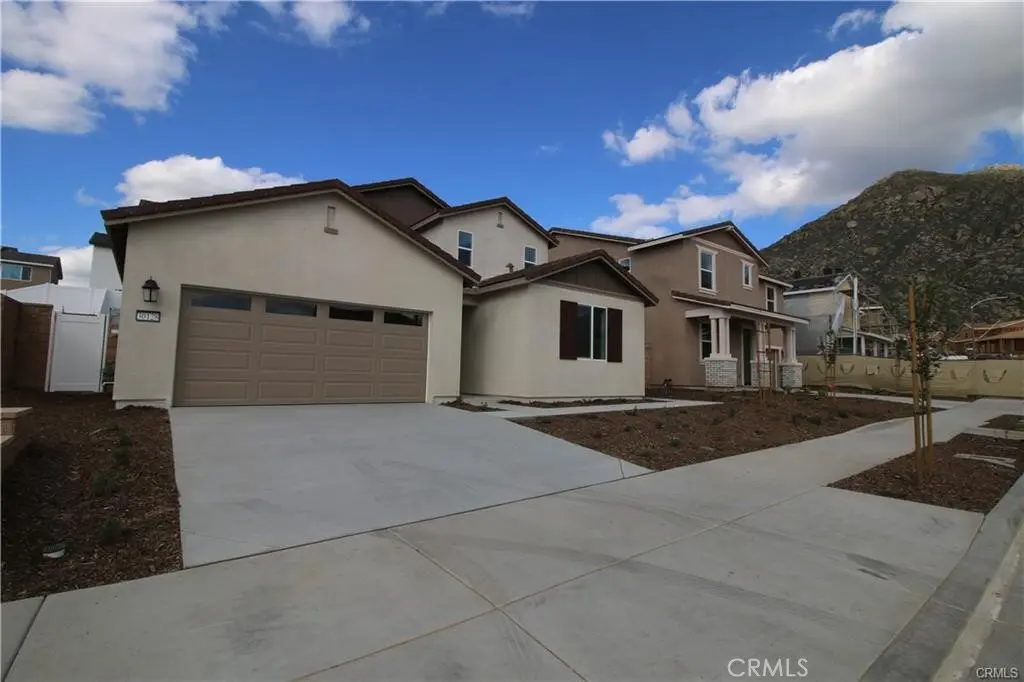 Residential Lease for rent at 30128 Truckee Circle, Menifee, Riverside County, CA featuring 3 beds and 3 baths
