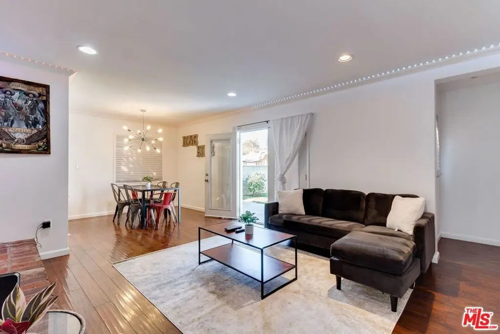 7553 GARDEN GROVE Avenue, Reseda, CA — listing photo 1