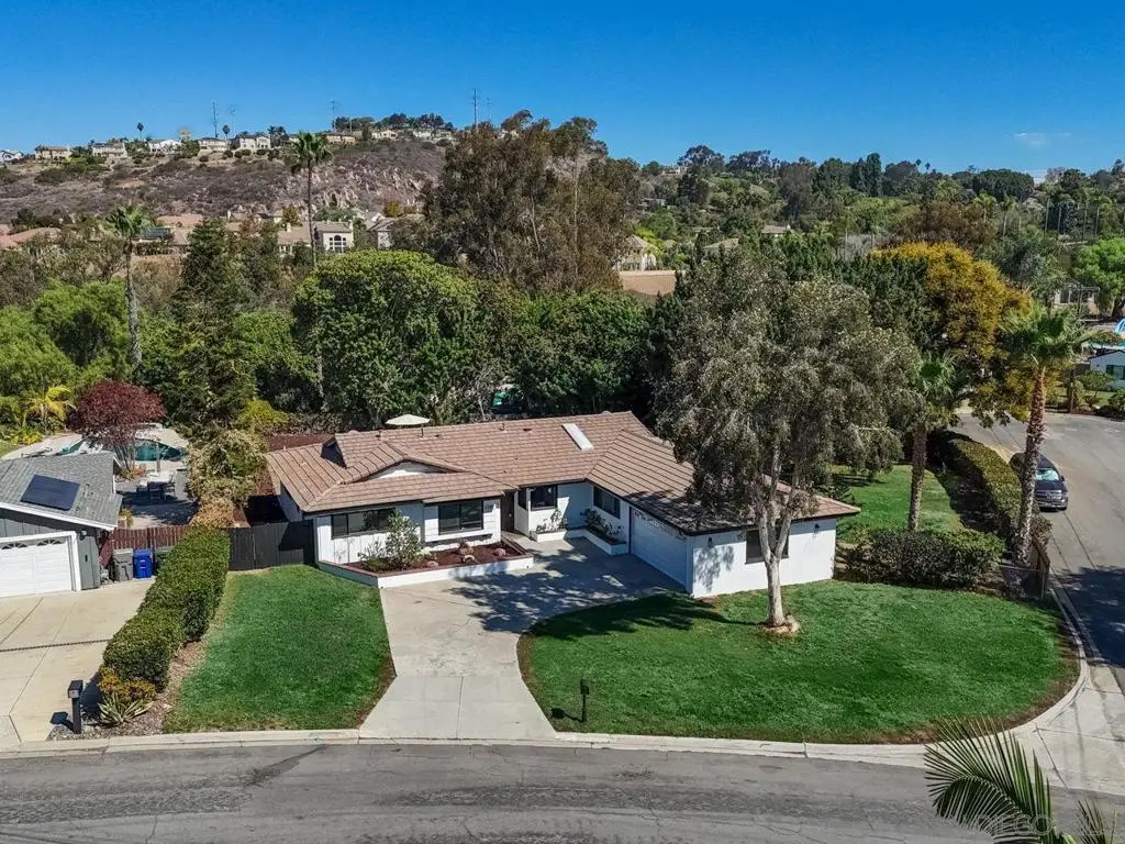 1745 Redwing St, San Marcos, CA — listing photo 1