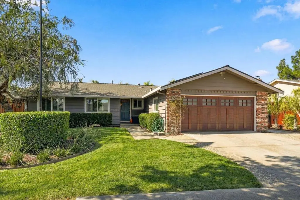 Single Family Residence for sale at 7821 Santa Barbara Drive, Gilroy, CA featuring 3 beds and 2 baths