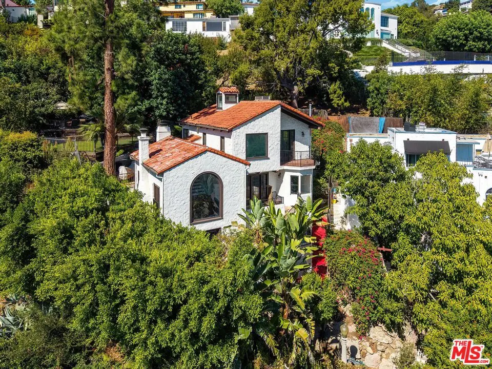Single Family Residence for rent at 2101 Broadview Terrace, Los Angeles, CA featuring 4 beds and 3 baths