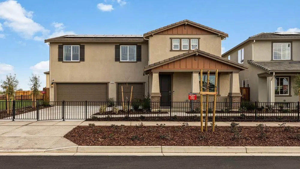 3233 Oak Trail Drive, Manteca, CA — listing photo 1