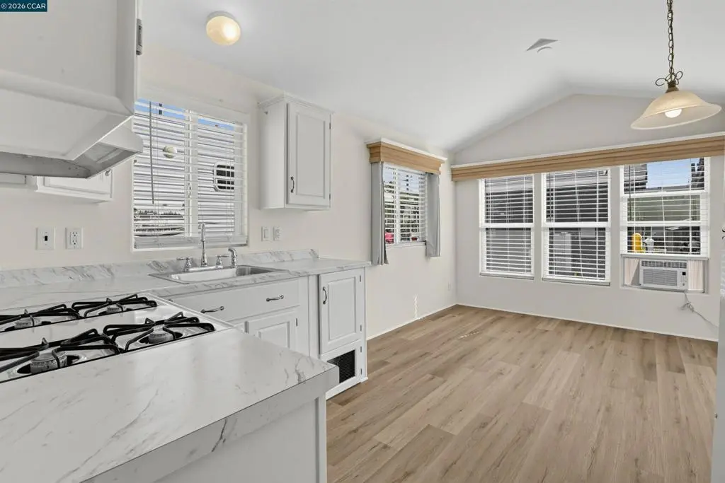 1468 Grand Avenue, San Leandro, CA — listing photo 1