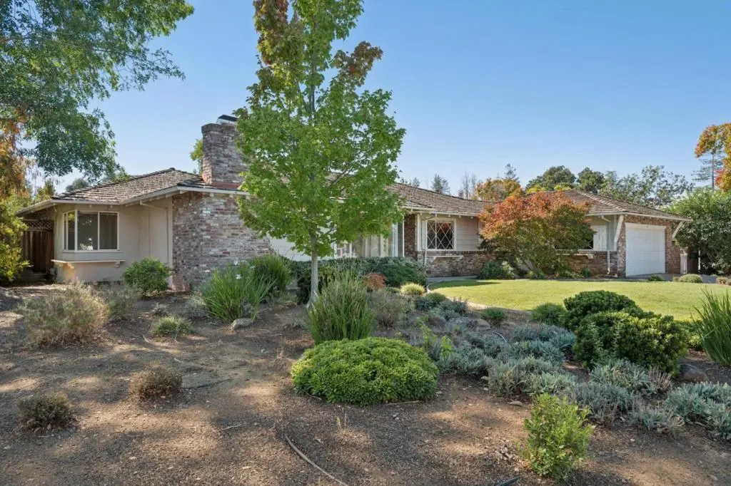 16 Alma Court, Los Altos, CA — listing photo 1