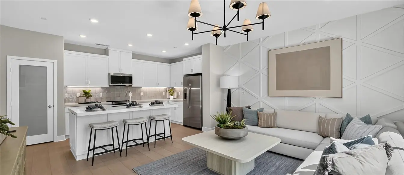 500 Park Drive 19, Carson, CA — listing photo 1