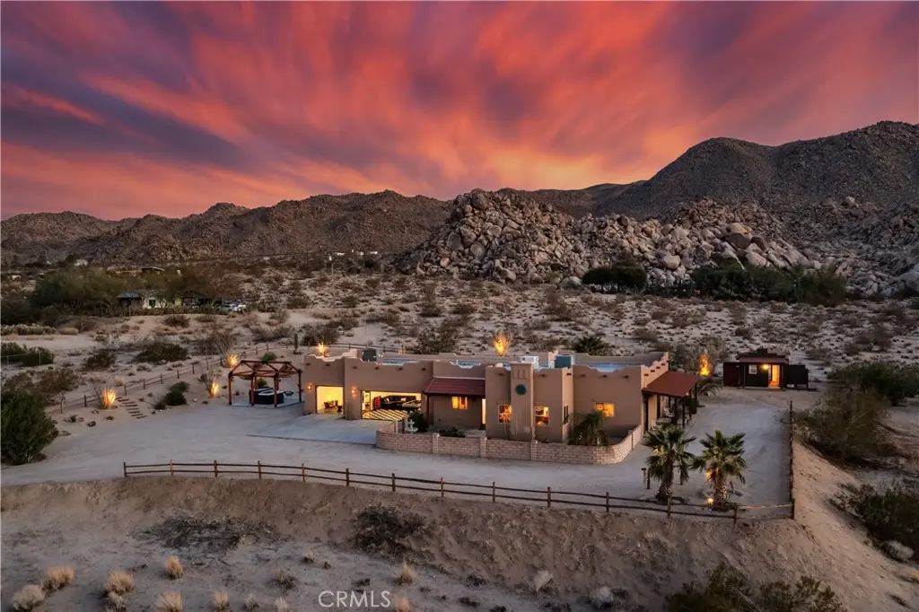 7030 Mile Square Rd, Joshua Tree, CA — listing photo 1