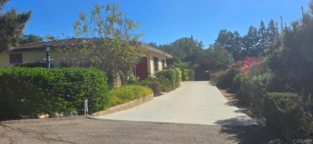 8349 Merrill Drive, Lakeside, CA — listing photo 1