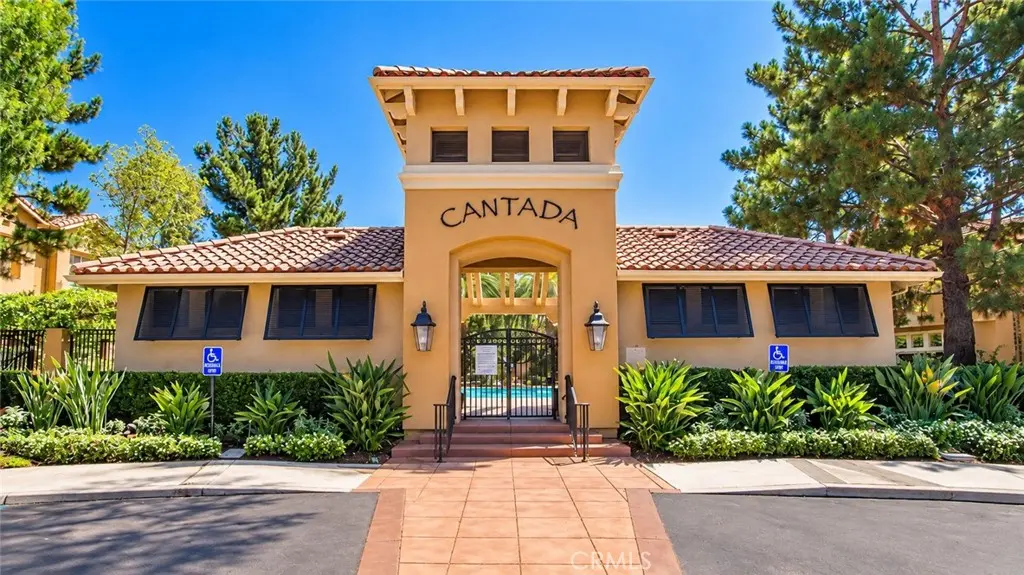 2671 Dunstan, Tustin, CA — listing photo 1