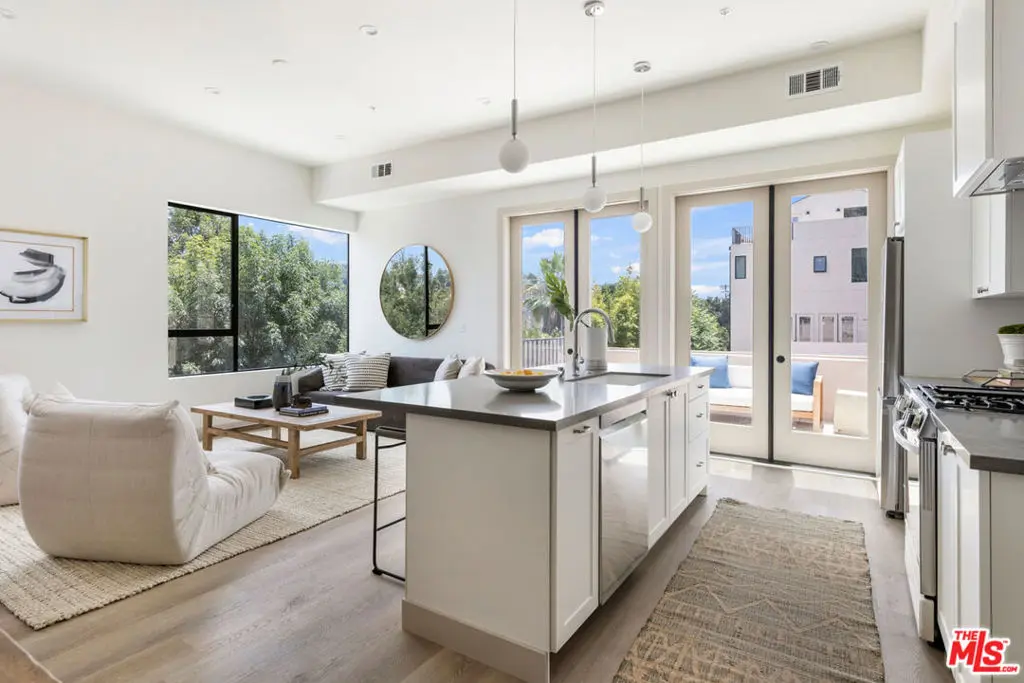 Single Family Residence for rent at 172 S Avenue 58, Los Angeles, CA featuring 3 beds and 4 baths
