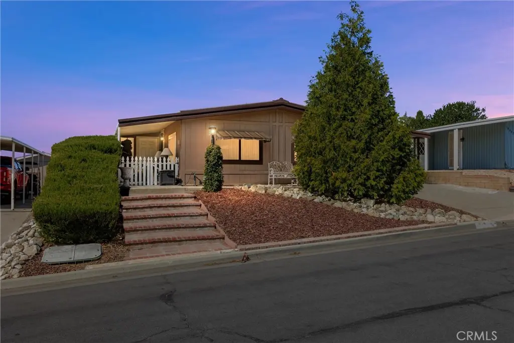 10293 Overland Trail, Beaumont, CA — listing photo 1
