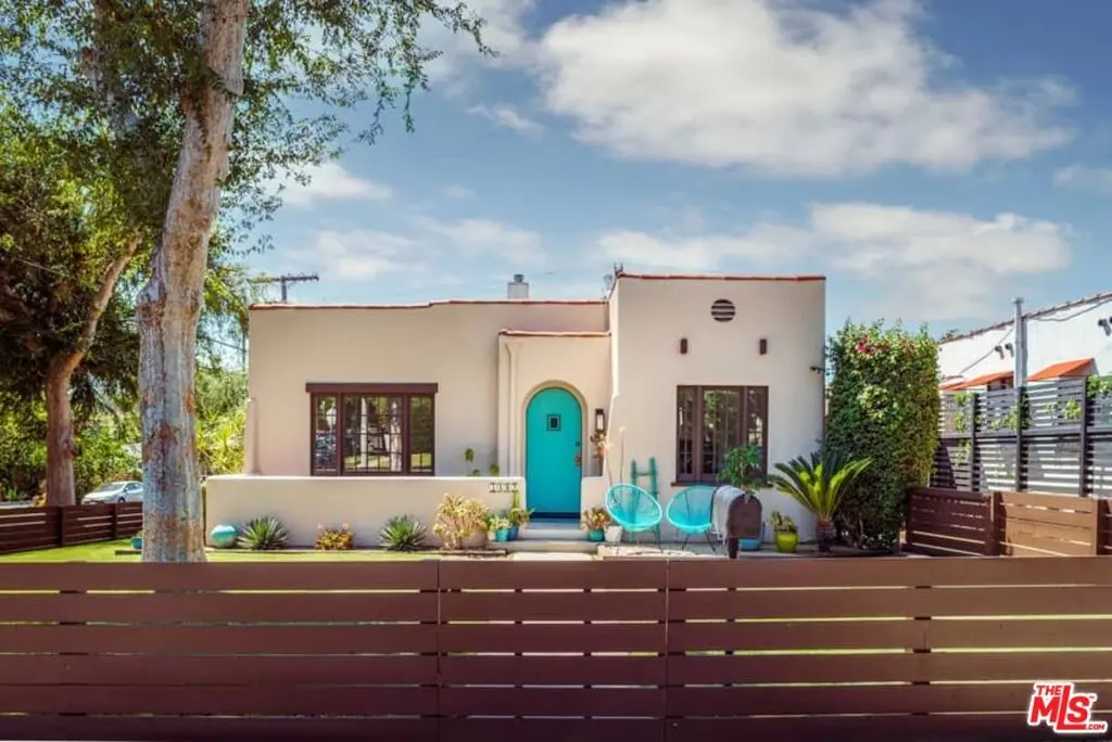 Single Family Residence for rent at 3402 Glenhurst Avenue, Los Angeles, CA featuring 2 beds and 1 bath