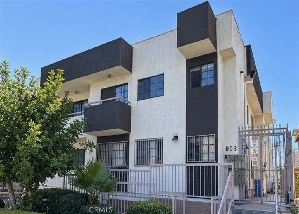 608 Glenwood Road, Glendale, CA — listing photo 1