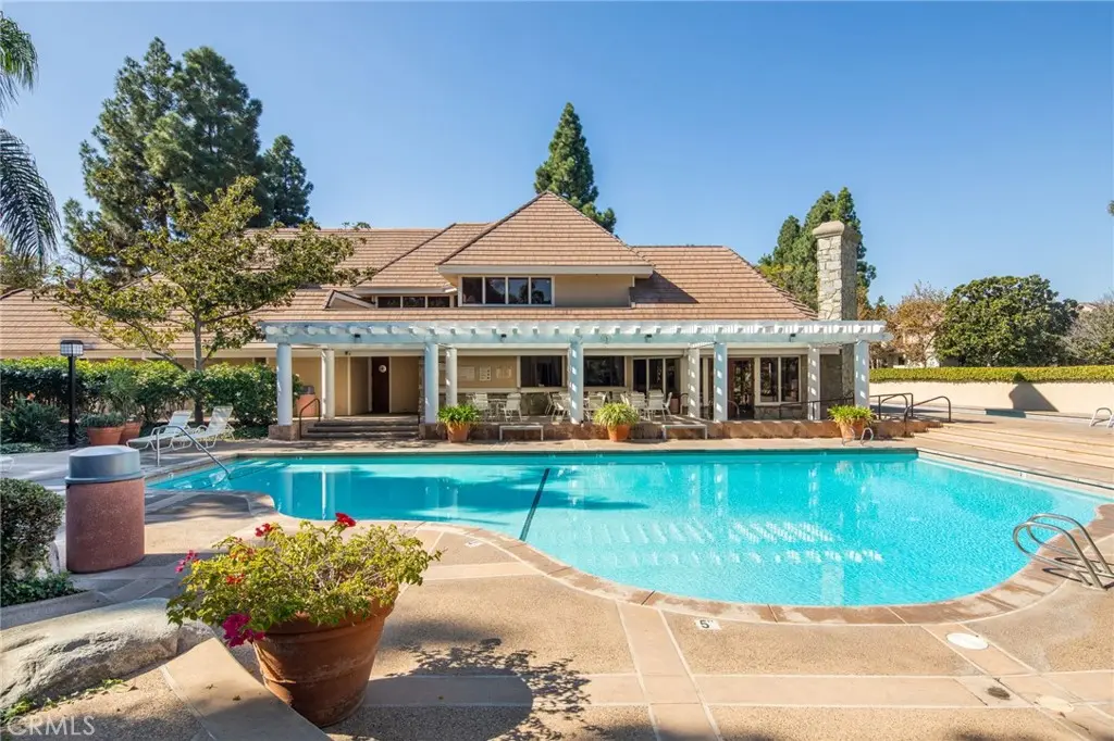 2571 Plaza Del Amo 116, Torrance, CA — listing photo 1