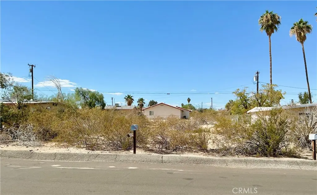 5550 Abronia, 29 Palms, CA — listing photo 1