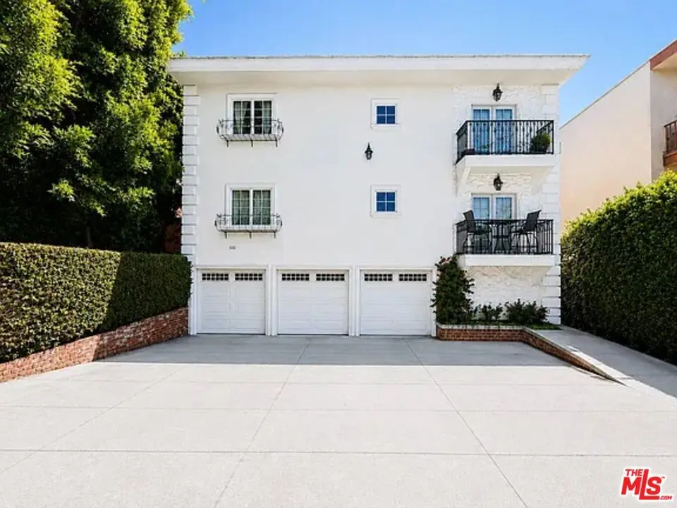 1111 11th Street 9, Santa Monica, CA — listing photo 1