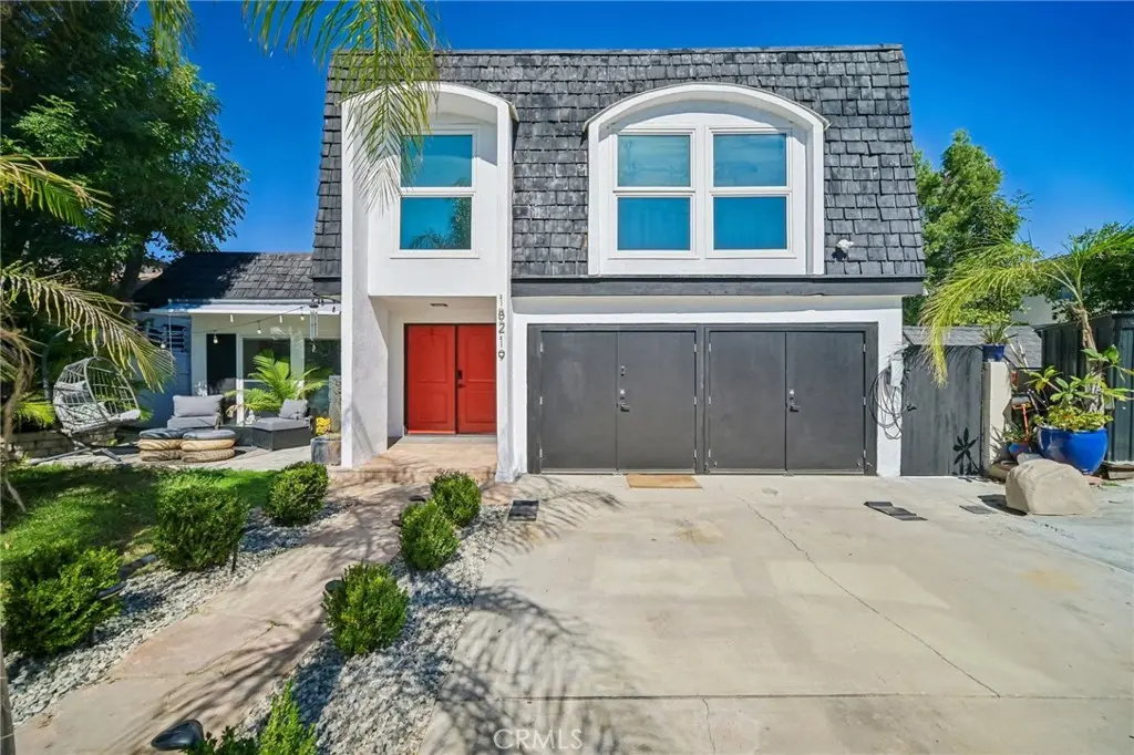 18219 Erwin Street, Tarzana, CA — listing photo 1