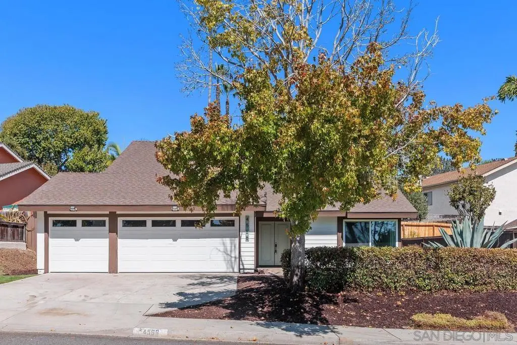 4566 Hancock Cir, Oceanside, CA — listing photo 1