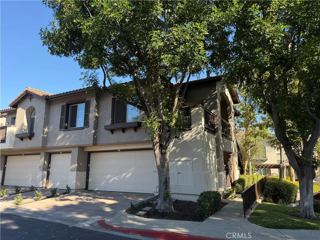 2960 Champion 2605, Tustin, CA — listing photo 1
