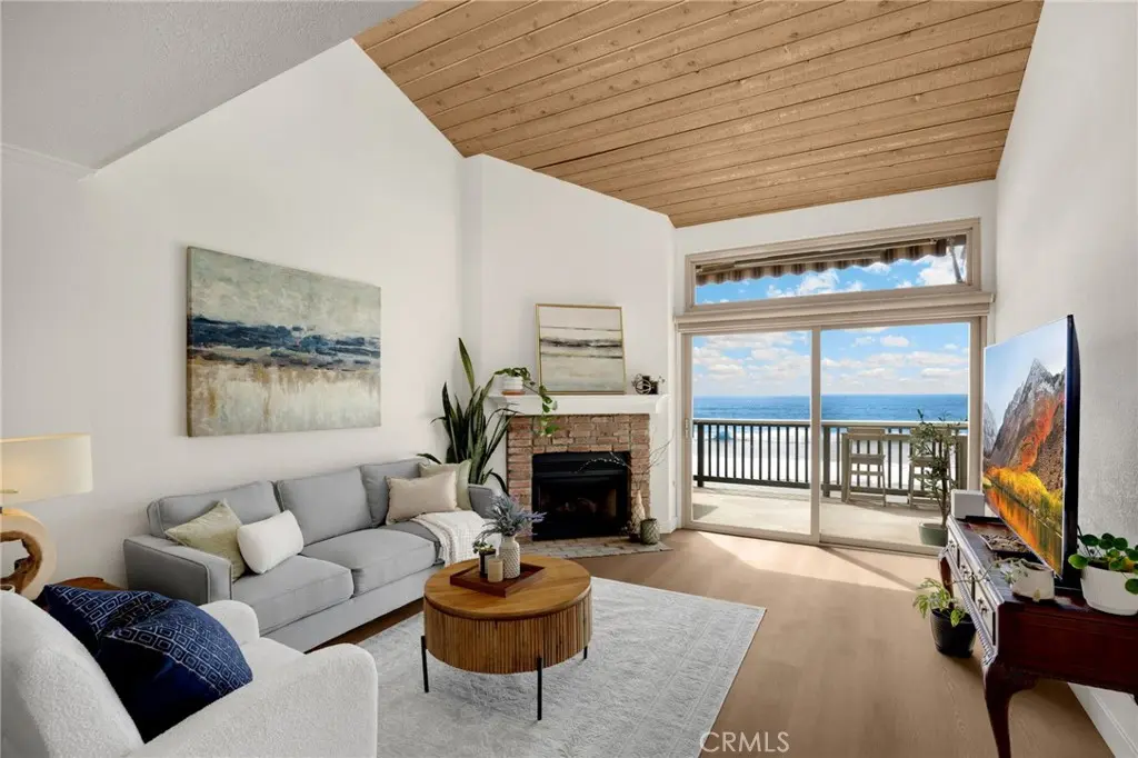 1445 S Pacific R, Oceanside, CA — listing photo 1