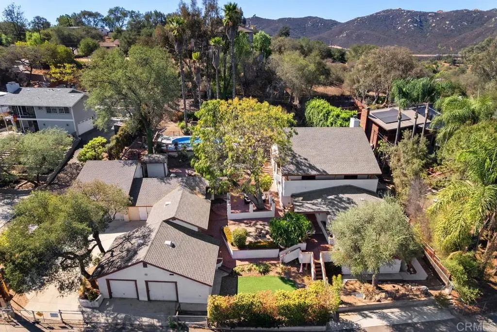 10287 Canyon Drive, Escondido, CA — listing photo 1