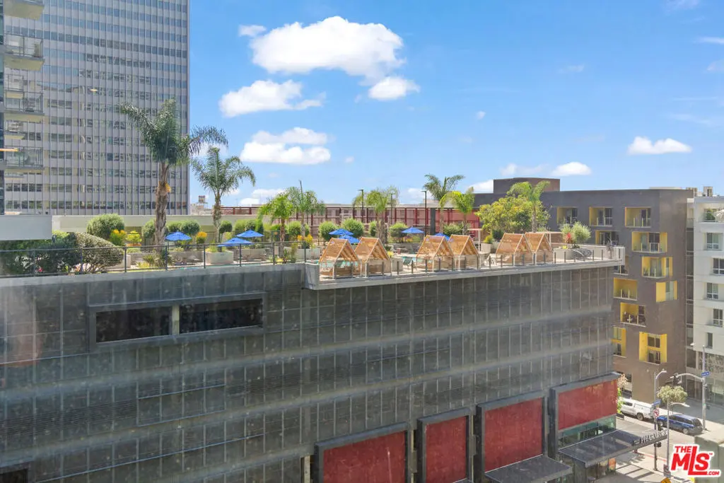 Condominium for rent at 1155 S Grand Avenue 815, Los Angeles, CA featuring 1 bed and 1 bath