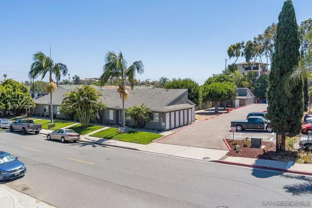 Townhouse for rent at 702 R Ave, National City, CA featuring 2 beds and 1 bath