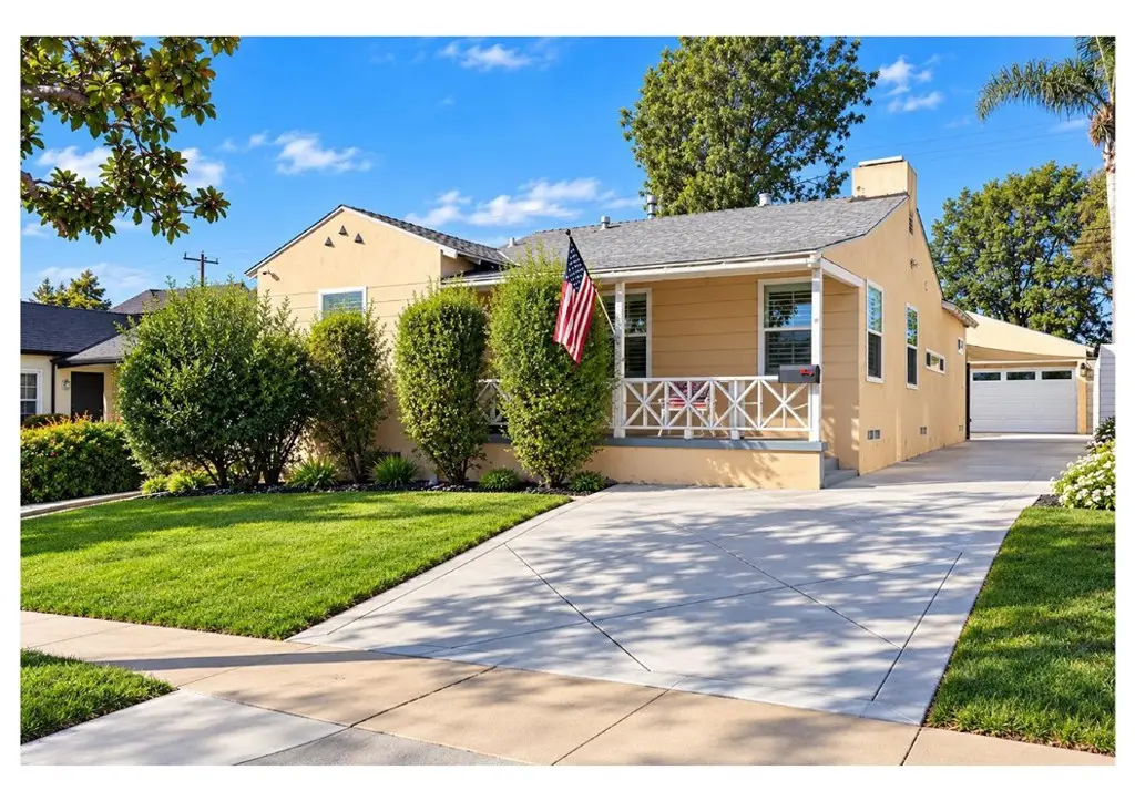 439 W Hillsdale, Inglewood, CA — listing photo 1