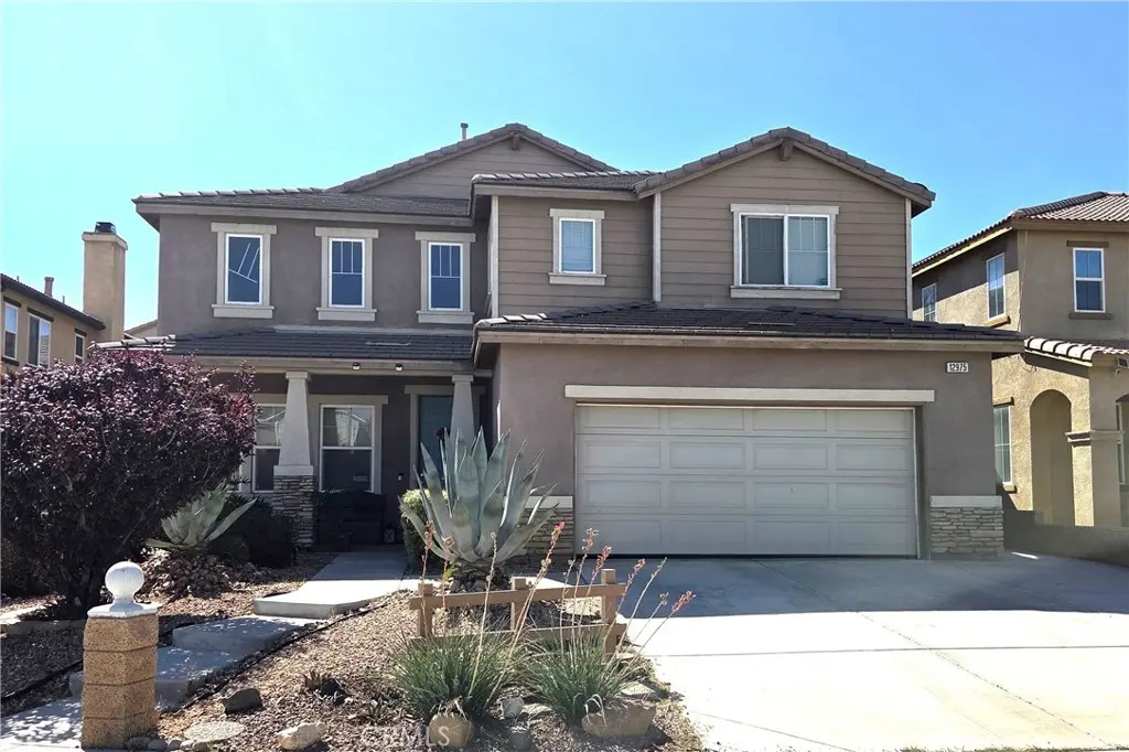 12975 Clovis Court, Hesperia, CA — listing photo 1