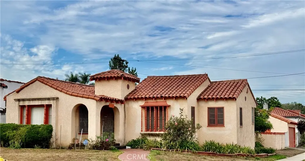 Single Family Residence for sale at 9201 La Salle, Los Angeles, CA featuring 2 beds and 2 baths