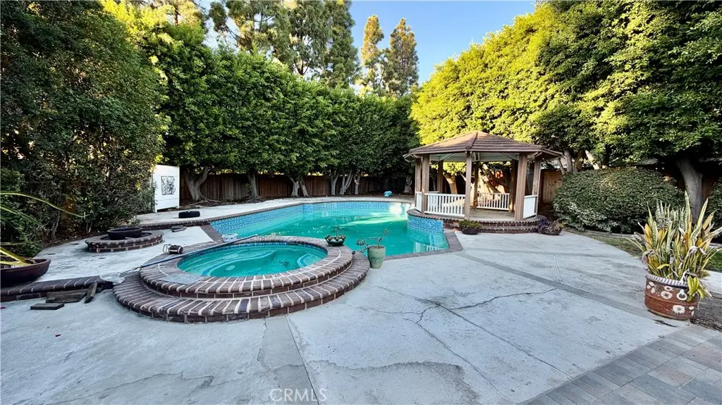 63 Sparrowhawk, Irvine, CA — listing photo 1
