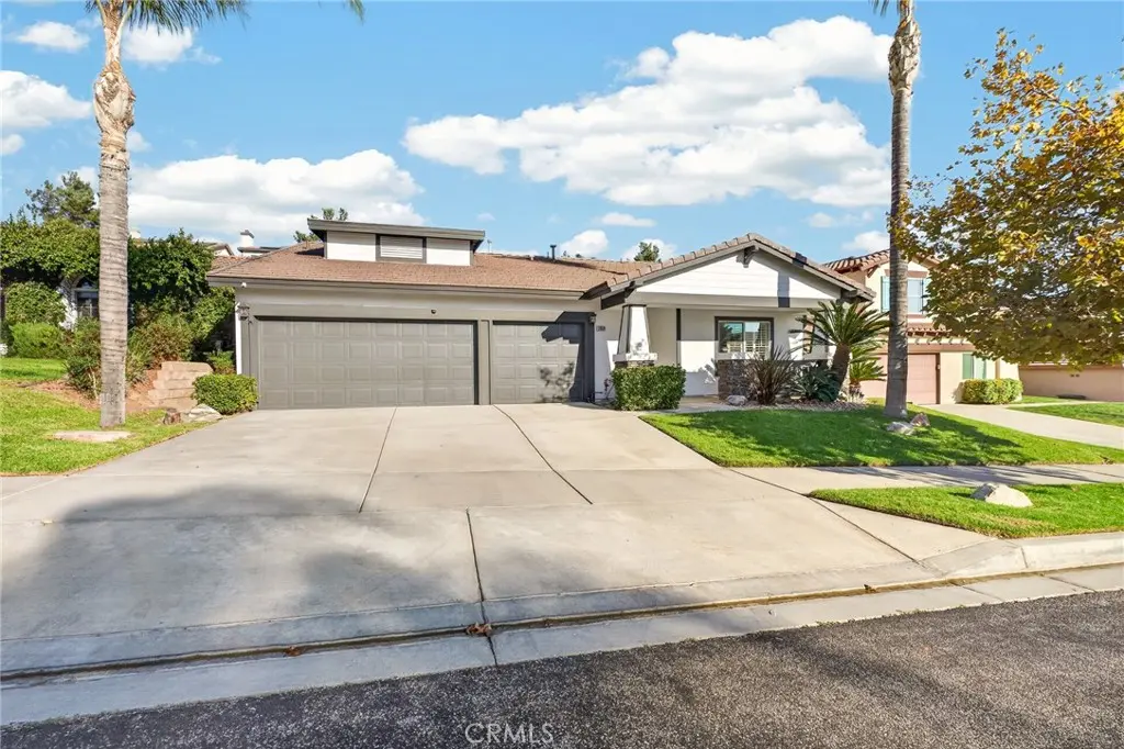 11869 Greenbluff Way, Yucaipa, CA — listing photo 1