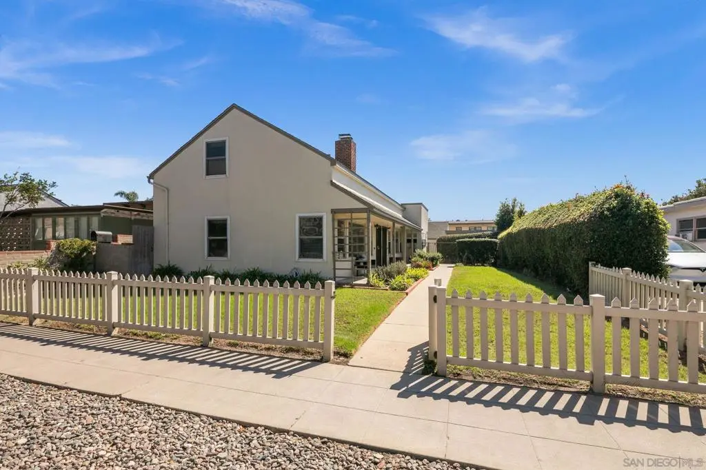 827 829 Law, San Diego, CA — listing photo 1