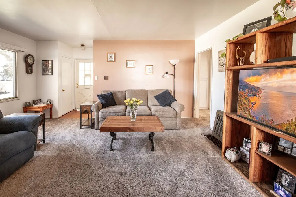 4403 Shadeway Road, Lakewood, CA — listing photo 1