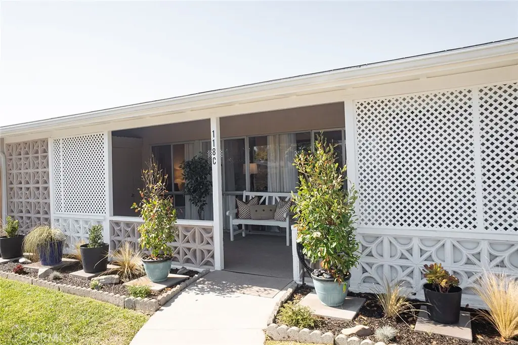 1571 Golden Rain #118c (M5), Seal Beach, CA — listing photo 1