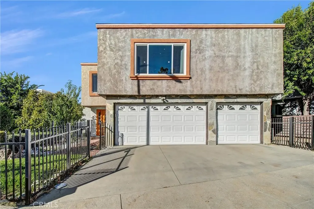 22763 Macfarlane, Woodland Hills, CA — listing photo 1