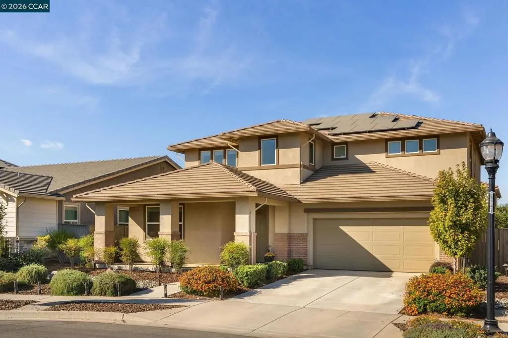 Single Family Residence for sale at 2249 Scott Ct, Woodland, CA featuring 5 beds and 4 baths