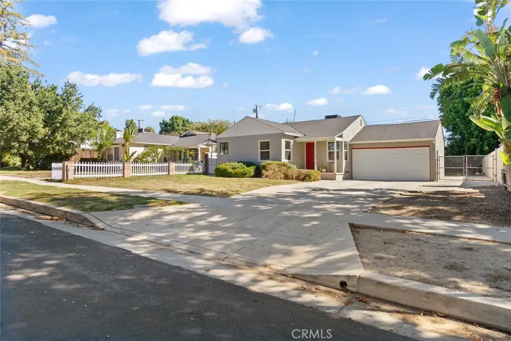8944 Darby Avenue, Northridge, CA — listing photo 1