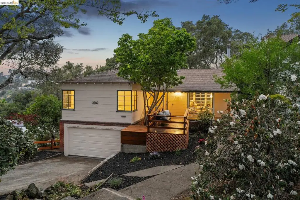 2380 Leimert Blvd, Oakland, CA — listing photo 1