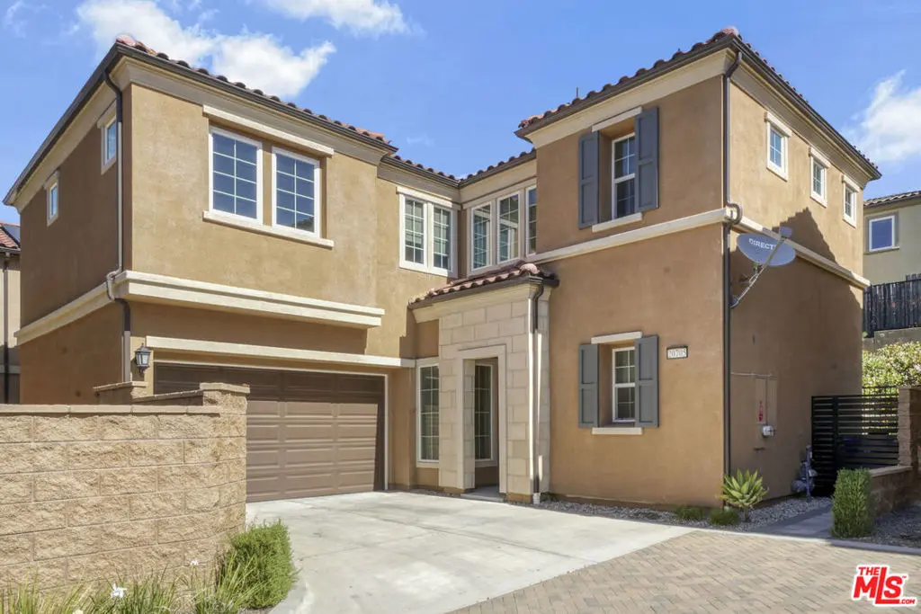 20705 W Chestnut Circle, Porter Ranch, CA — listing photo 1