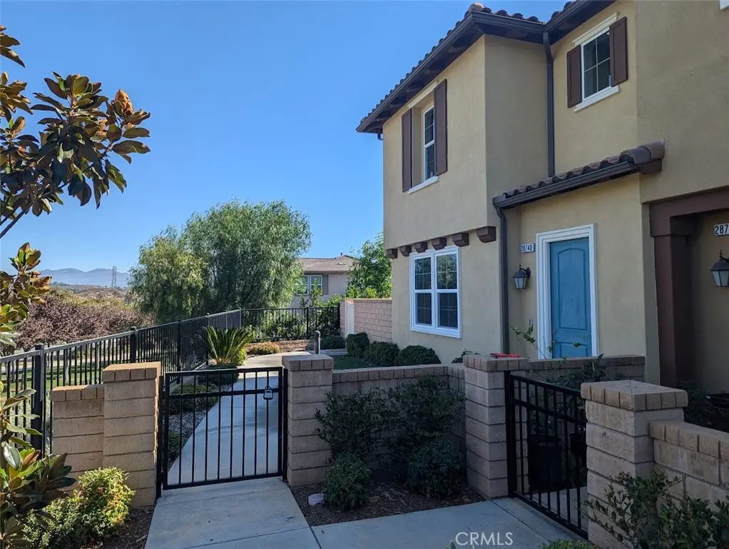 28740 Jardineras Drive, Valencia, CA — listing photo 1