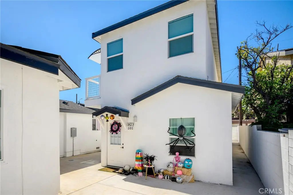 1823 Jackson Street 201, Burbank, CA — listing photo 1