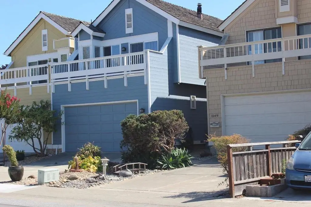 Townhouse for rent at , San Mateo, CA featuring 3 beds and 2 baths