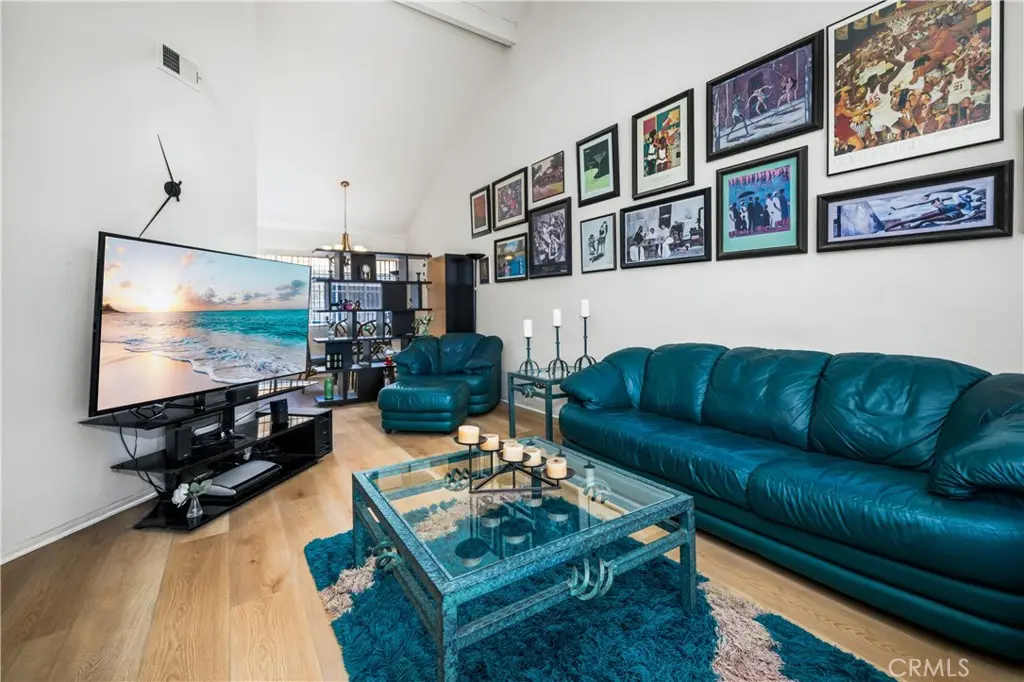 515 E Hazel 6, Inglewood, CA — listing photo 1