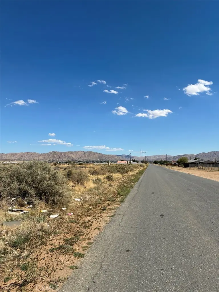 0 Otoe, Apple Valley, CA — listing photo 1
