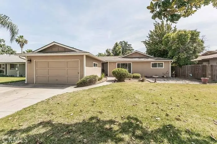 Residential Lease for rent at 4888 E Rialto, Fresno, Fresno County, CA featuring 3 beds and 3 baths